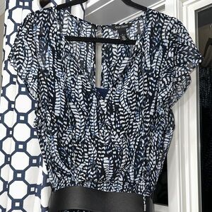SZ L ⭐️Like New White House Black Market Blue Feather Print Maxi. Elastic Waist